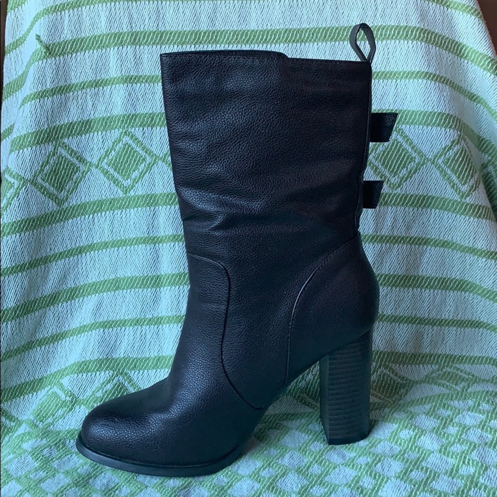 Izabella Rue boots - Picture 3 of 5